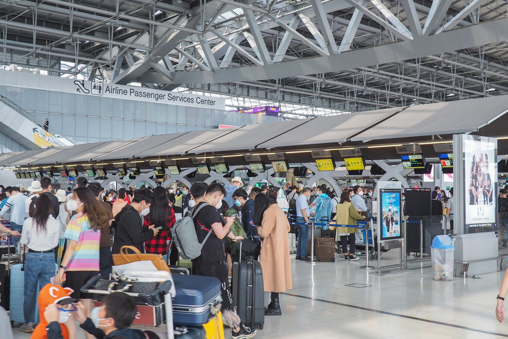 High Conviction: AOT – ได้เวลาซื้อสะสม ปัจจัยลบสะท้อนในราคาหุ้นแล้ว – OUTPERFORM (ราคาเป้าหมาย 84 บาท)